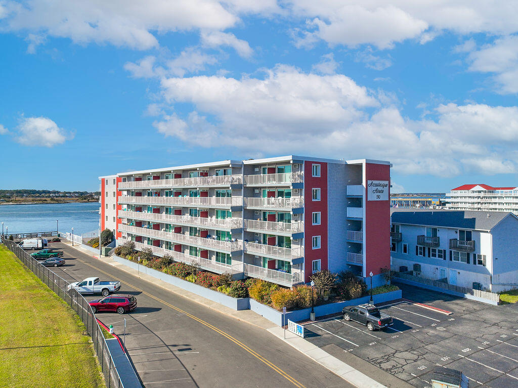 Resort Assateague House